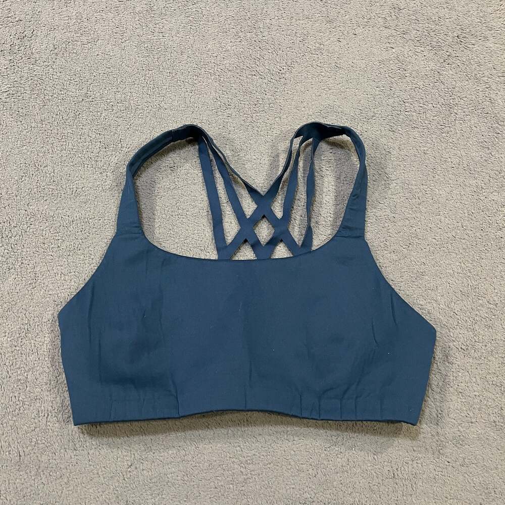 Lululemon Free To Be Serene Sports Bra Blue Criss Cross Women's Size 6 B/C